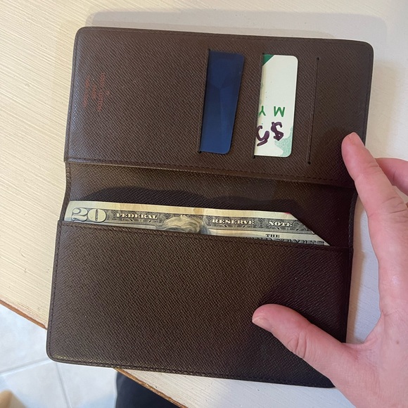 Authentic Louis Vuitton Flap Wallet - Picture 6 of 7